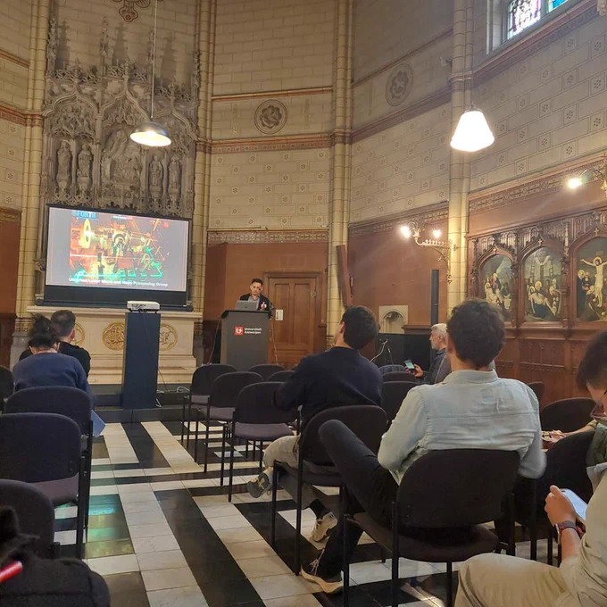 Dr. Emmanuel Stratakis (CEO at Biomimetic & Deputy Director of FORTH-IESL, Greece) presenting “From Lab to Fab: Interesting stories” during the Workshop on innovation, collaboration with industry and career perspective outside academia” at Universiteit Antwerpen – Stadscampus, 10/06/2025.
