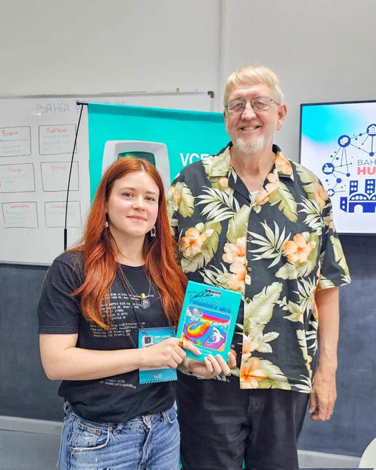 David Crane y yo, con su juego firmado