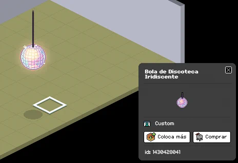 Muestra de una Bola de Discoteca Iridiscente no crackeable, se puede apreciar la diferencia ya que no tiene "Golpes: 0/1" en la caja de información del furni