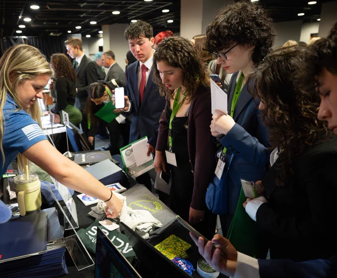 NASA's agricultural teams met with students at the National 4H Conference's Career Expo to discuss NASA's involvement in the ag sector and career opportunities.