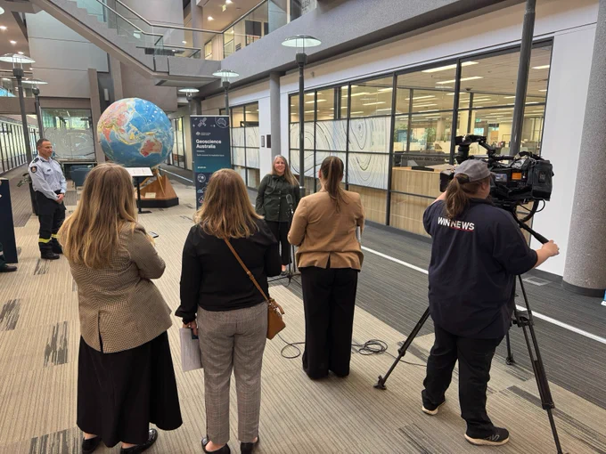 📷 Dr Michelle Salmon addresses the media about earthquake safety for The Great #ShakeOut during Earth Science Week 2025 