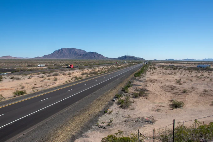 A photo of a highway in Arizona. 