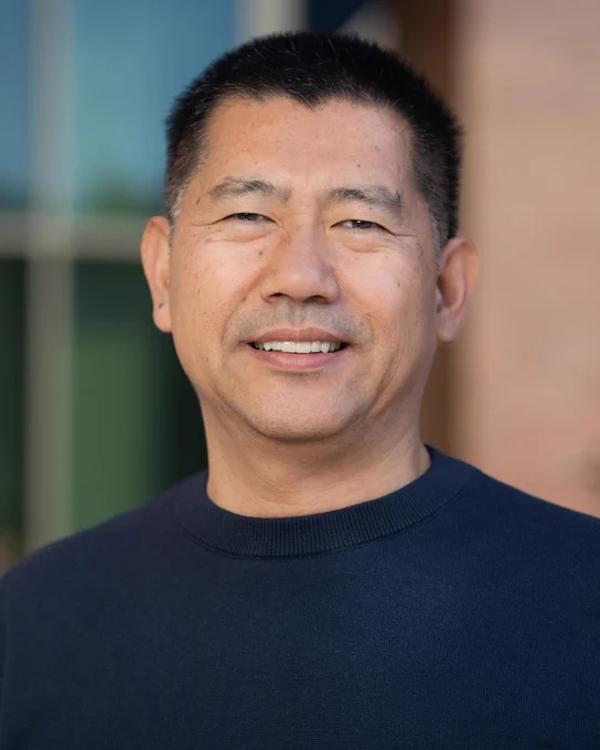 Headshot photo of Ming Ye.