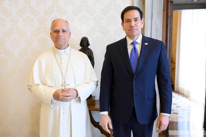 Secretary Marco Rubio meets Pope Leo XIV in Vatican City, Holy See, May 7, 2026. (© Vatican Media)