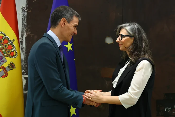 Imposición de la Encomienda de número de la Orden del Mérito Civil a la Relatora Especial de las Naciones Unidas para los territorios palestinos ocupados.