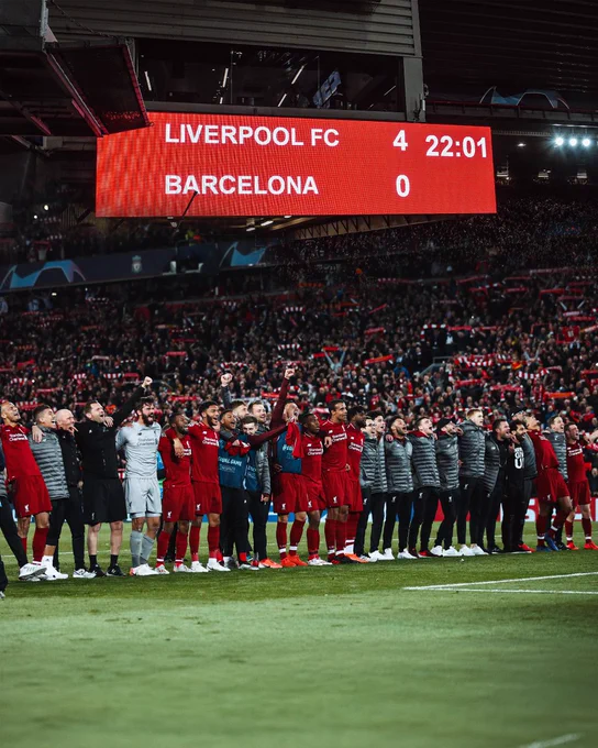 Photography of the Liverpool team and scoreboard after the 4-0 win of Barcelona in 2019.