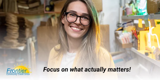 Running a local Kansas business takes grit—you don't have time for complicated banking. 💼📈 Let Frontier handle the heavy lifting of your daily finances so you can focus on growth.