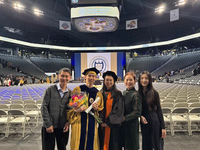 Chengrui Li with family at spring commencement 2026.
