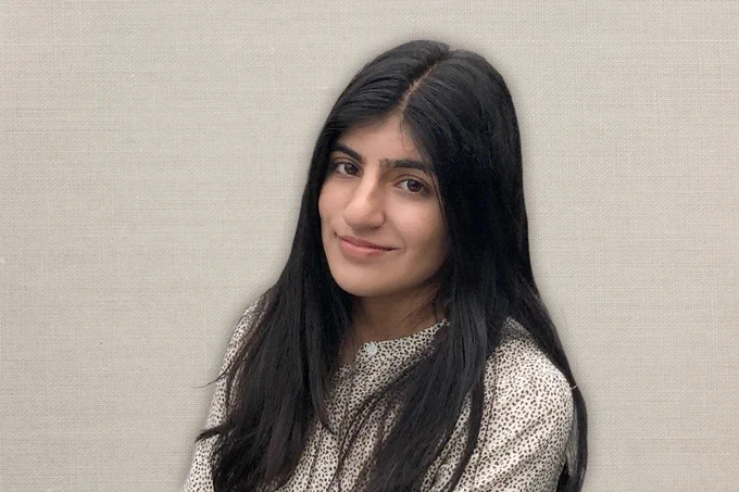 Portrait of Aryana Wadhwani.