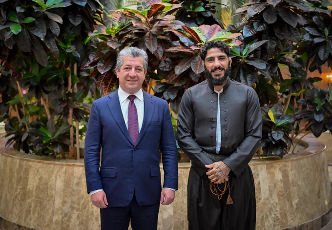 Prime Minister Masrour Barzani meets with Kurdish MMA fighter Namo Fazil.
