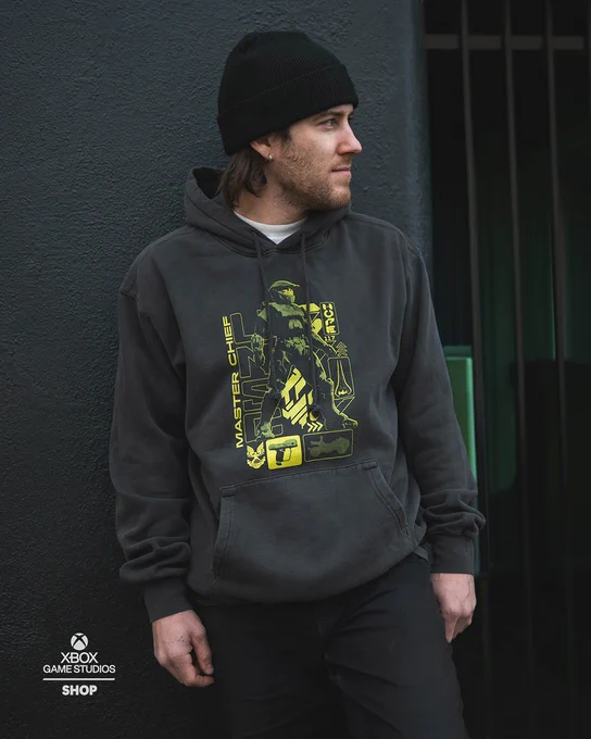A model sporting a grey hoodie featuring Master Chief