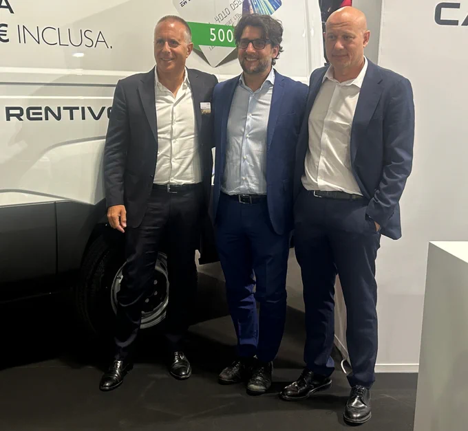 Da sx: Massimo Revetria IVECO, Riccardo Miuccio Arval e Luigi Masotti IVECO CAPITAL