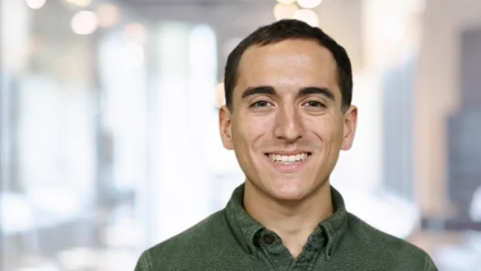 A headshot of Austen Maniscalco.