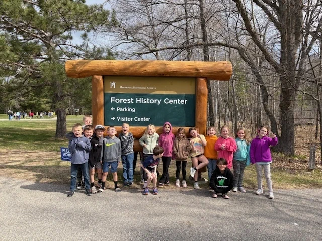 2nd graders on their field trip to the forest history center