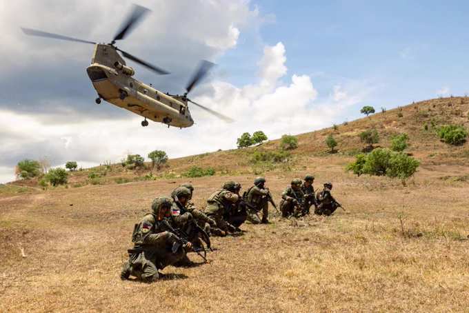 Philippine Army soldiers prepare to engage the opposition force during a multinational air assault as part of the Joint Pacific Readiness Center Exportable Exercise at Fort Magsaysay, Nueva Ecija, Philippines, May 17, 2026.