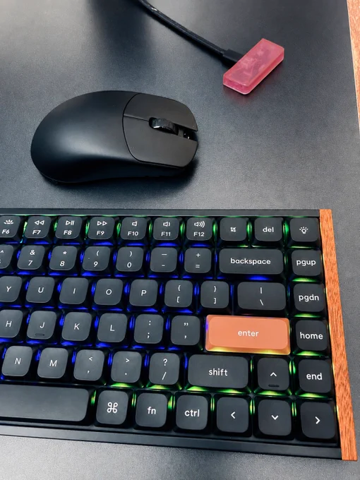 Lilith is a carbon steel fast pad. It looks and plays stunningly
