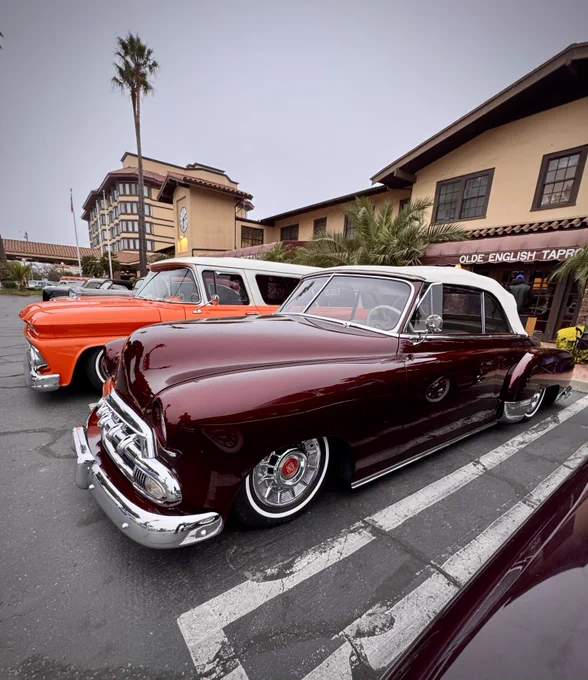 Come for a quick stroll thru The Historic Santa Maria Inn Kustom Kulture filled parking lot. Apologize for the shakiness but Im carrying a bunch of gear for the morning edit session, at "The Pantry" across the street,.... 😃 
Video: https://www.youtube.com/live/bjL6YjHA7kA?si=ijo3Ys-SkdgkBZg6
K. Mikael Wallin
Customikes
Kustomikes
Customikes Select,... ;-)
#kustomkulturewithoutborders #45thanniversary #westcoastkustoms #santamariacalifornia #TheHistoricSantaMariaInn #thepantryonpark