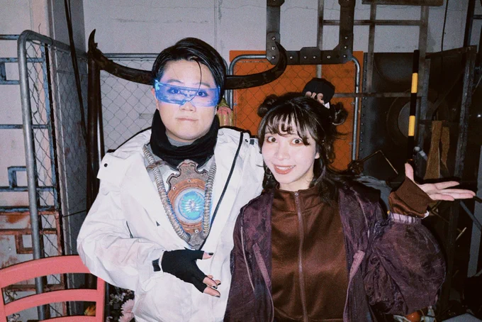 R役の待機さん！
待って、この写真、立派な角が生えてる…笑
オープニングアクトのステージングも担当していただきました。
ダンス不安だったけど、アドバイスもらったり、いい感じですって褒めていただけて嬉しかった…☺︎︎︎︎
待機さんのRはとっても可愛くて、そしてパフォーマンスかっこよすぎました！！