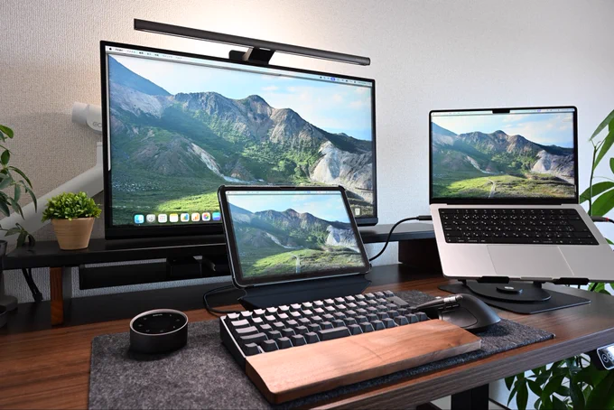 desk