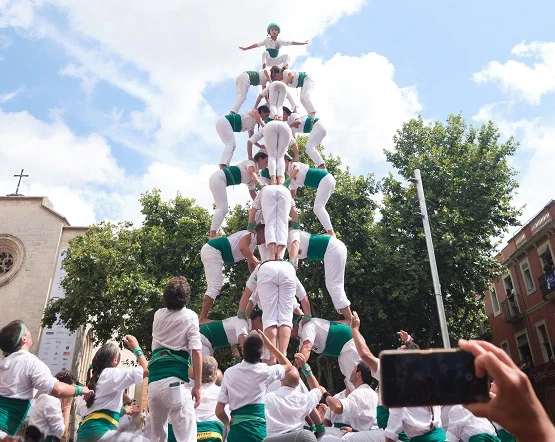 Foto: Pira 6/5, coronada pels Falcons de Vilafranca a la Festa Major del 2025 (Autor: Epi)

