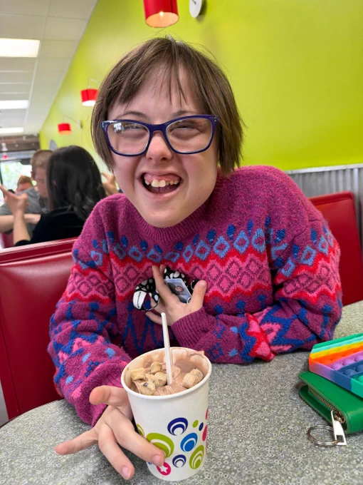 YAS students enjoying ice cream at What's the Scoop