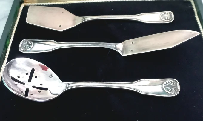 https://www.rubylane.com/item/2239412-7175