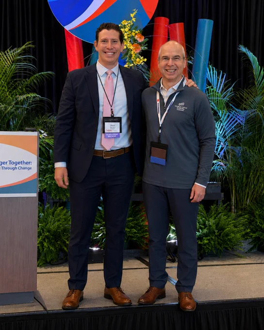 Shane Kalin (Northwest Bank, Omaha), left: and GSB-Wisconsin President & CEO Paul Katz