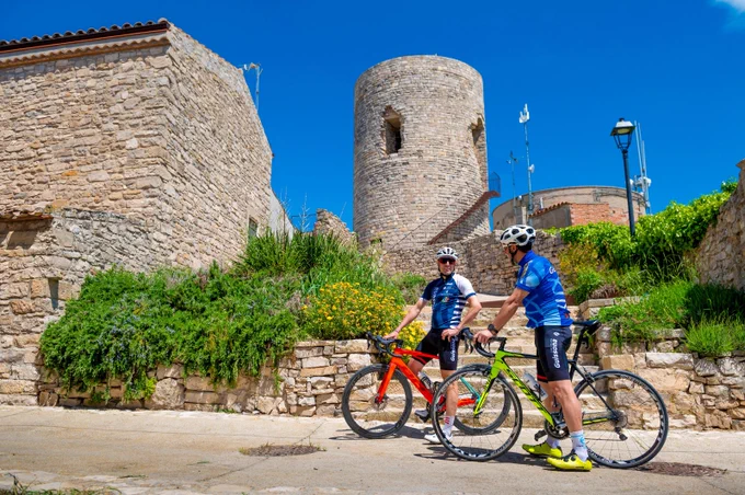 Vine a descobrir el Pirineu i les Terres de Lleida sobre dues rodes!