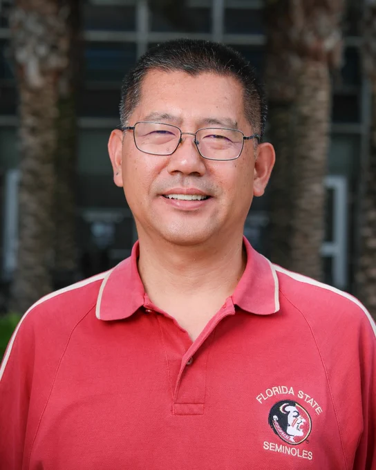 Headshot photo of Ming Ye.