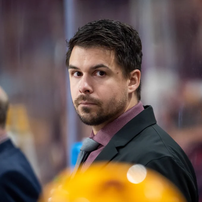 Director of Goaltending Development Brennan Poderzay