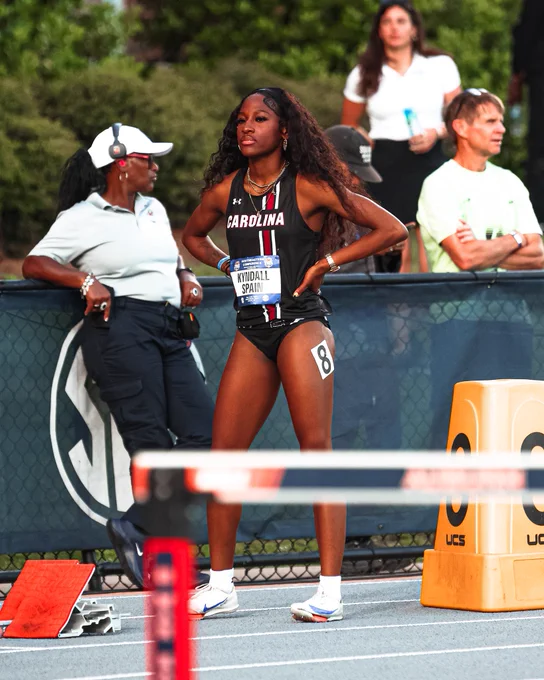 Kyndall Harrington-Spain prior to her race in the 400-meter hurdles.
