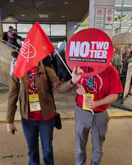 CUPW delegates at the 31st Constitutional Convention of the Canadian Labour Congress, Winnipeg, Manitoba CLC2026 #CUPWCLC2026 | Délégation du STTP à la 31e assemblée générale du Congrès du travail du Canada à Winnipeg (Manitoba). #CTC2026 #STTPCTC2026