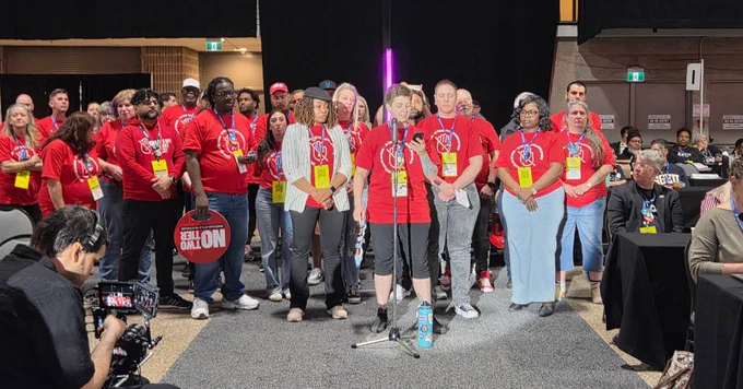 CUPW delegates at the 31st Constitutional Convention of the Canadian Labour Congress, Winnipeg, Manitoba | Délégation du STTP à la 31e assemblée générale du Congrès du travail du Canada à Winnipeg (Manitoba). 

#CLC2026 #CUPWCLC2026 #CTC2026 #STTPCTC2026