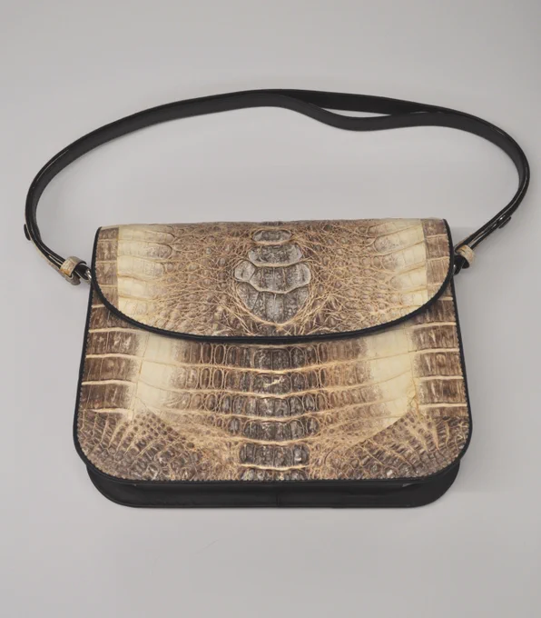 Handbag made with illegal caiman.