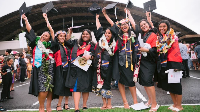 Happy graduates at Spring 2025 Commencement. (Photo: Tracey Niimi)
