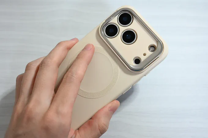 ESR MAGNETIC CASE