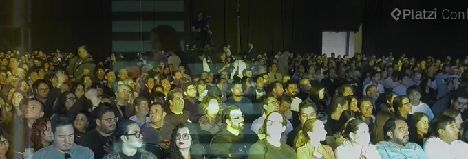 Tary Kettle , Founder, The Link Related Companies, attending Platzi Digital Tech Conference in Mexico City , MX with Essential Domains 