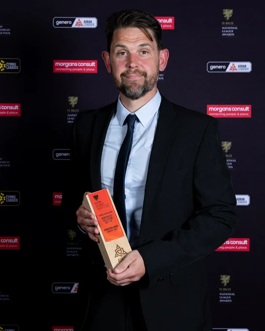 Genero Adran South Manager of the Season - Jonathan Nash. 