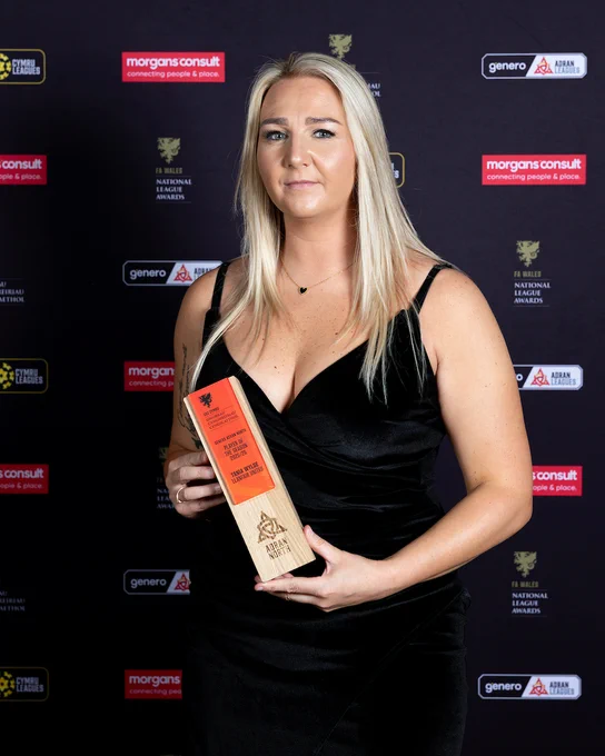 Genero Adran North Player of the Season - Tania Wylde. 