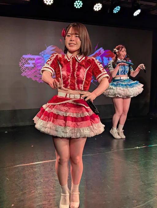 赤色担当　遊佐ゆらの❤️

アイドル未経験の状態から１年半でここまで来て、ステージはもちろん、メタライブ配信も積極的に行なっていて、距離も縮まりつつある。
御朱印集めが趣味との事で、神様も見て下さったのだろう⛩️