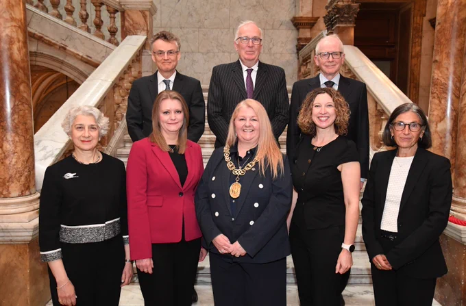 The Lord Provost with members of the Supreme Court.