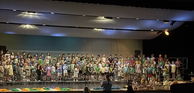 1st grade dress rehearsal  