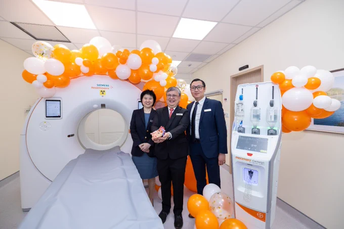 The 90-year-old patient’s care team comprising (from left to right) Adj A/Prof Lynette Teo, Senior Consultant, Department of Diagnostic Imaging, National University Hospital (NUH); A/Prof James Yip, Executive Director and Senior Consultant, National University Heart Centre, Singapore (NUHCS); and Dr Ivandito Kuntjoro, Senior Consultant, Department of Cardiology, NUHCS.