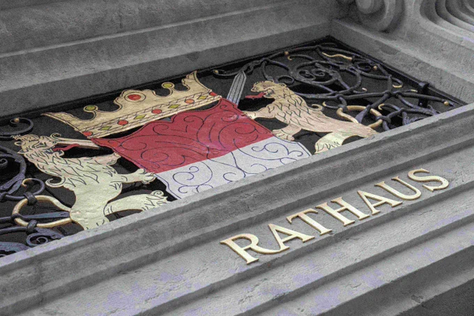 Wappenschild am Solothurner Rathaus