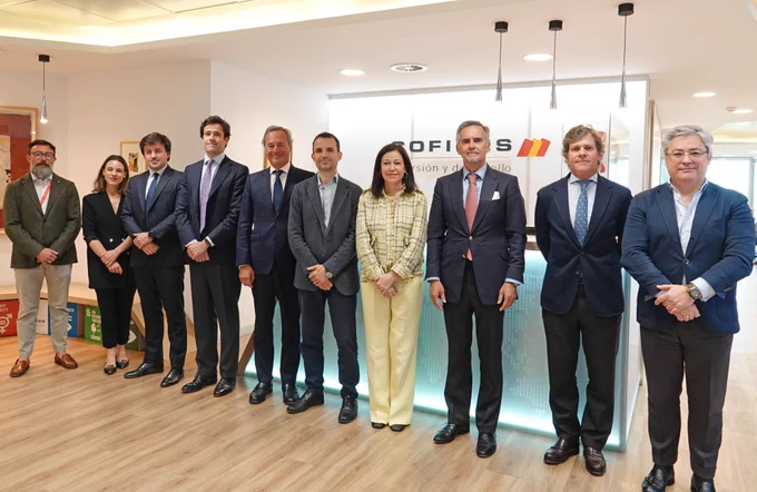 https://www.cofides.es/noticias/notas-de-prensa/qia-cofides-lanzan-fondo-inversion-para-apoyar-transicion-verde-digital