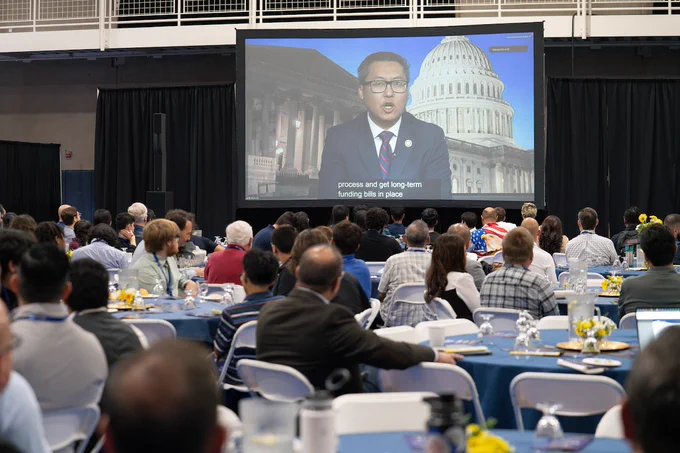 Image of satellite call with Vince Fong during the NextTech Kern event