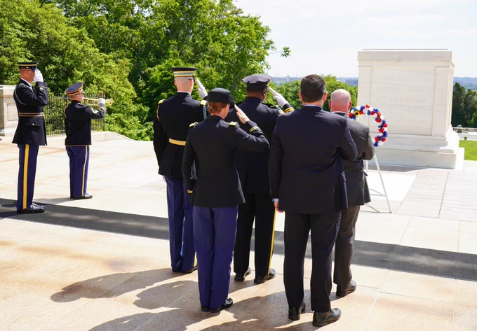 Special Agent-in-Charge Jacob Cameron and Assistant Special Agent-in-Charge Aaron Battleman from the Army CID Washington Field Office alongside the Fort Myer Directorate of Emergency Services Chief and Military Director participated in a solemn wreath-laying ceremony at the Tomb of the Unknown Soldier in Arlington National Cemetery.