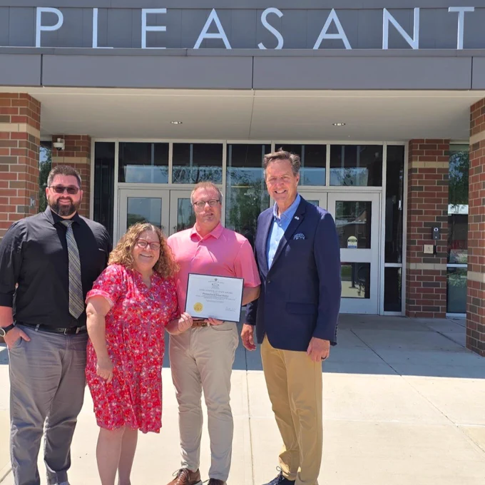 Pleasant treasurer earning award