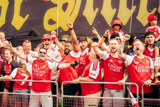 Creators Club photography of Arsenal supporters during the parade