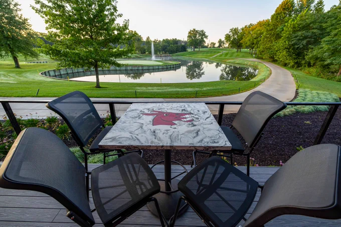View of the 18th hole at Mules National Golf Course. 
